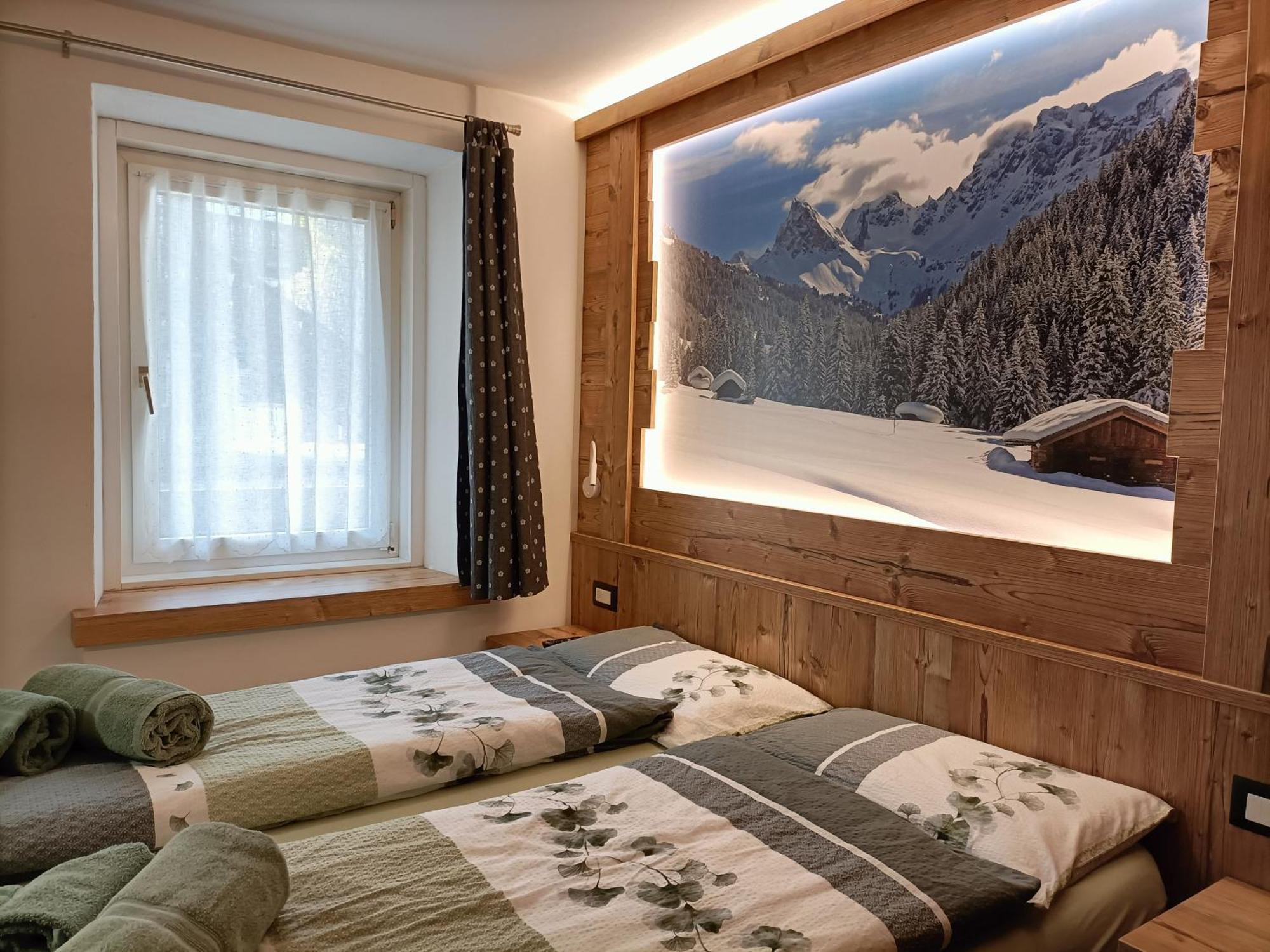 Casa Paola Διαμέρισμα Pozza di Fassa Εξωτερικό φωτογραφία