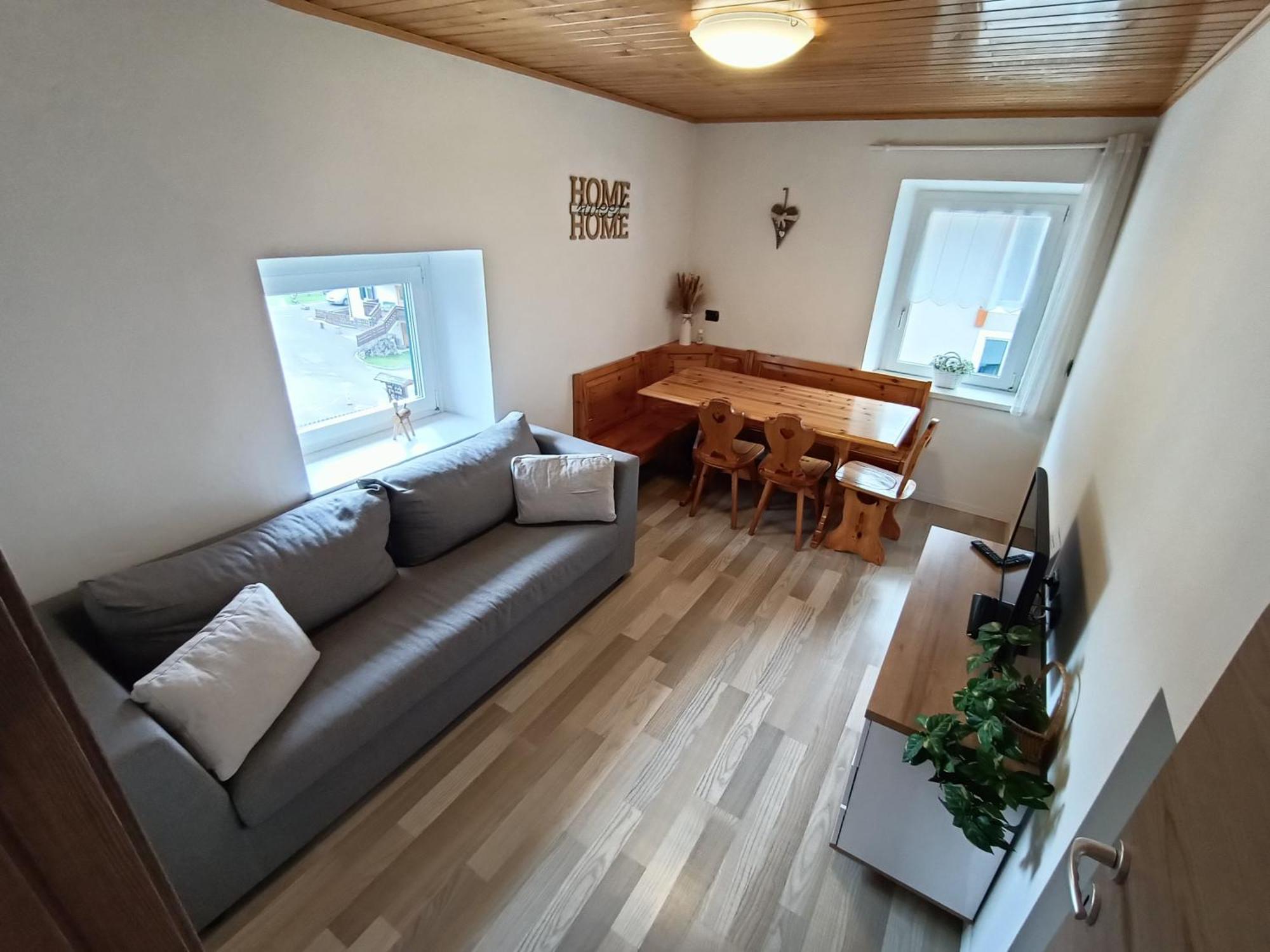 Casa Paola Διαμέρισμα Pozza di Fassa Εξωτερικό φωτογραφία