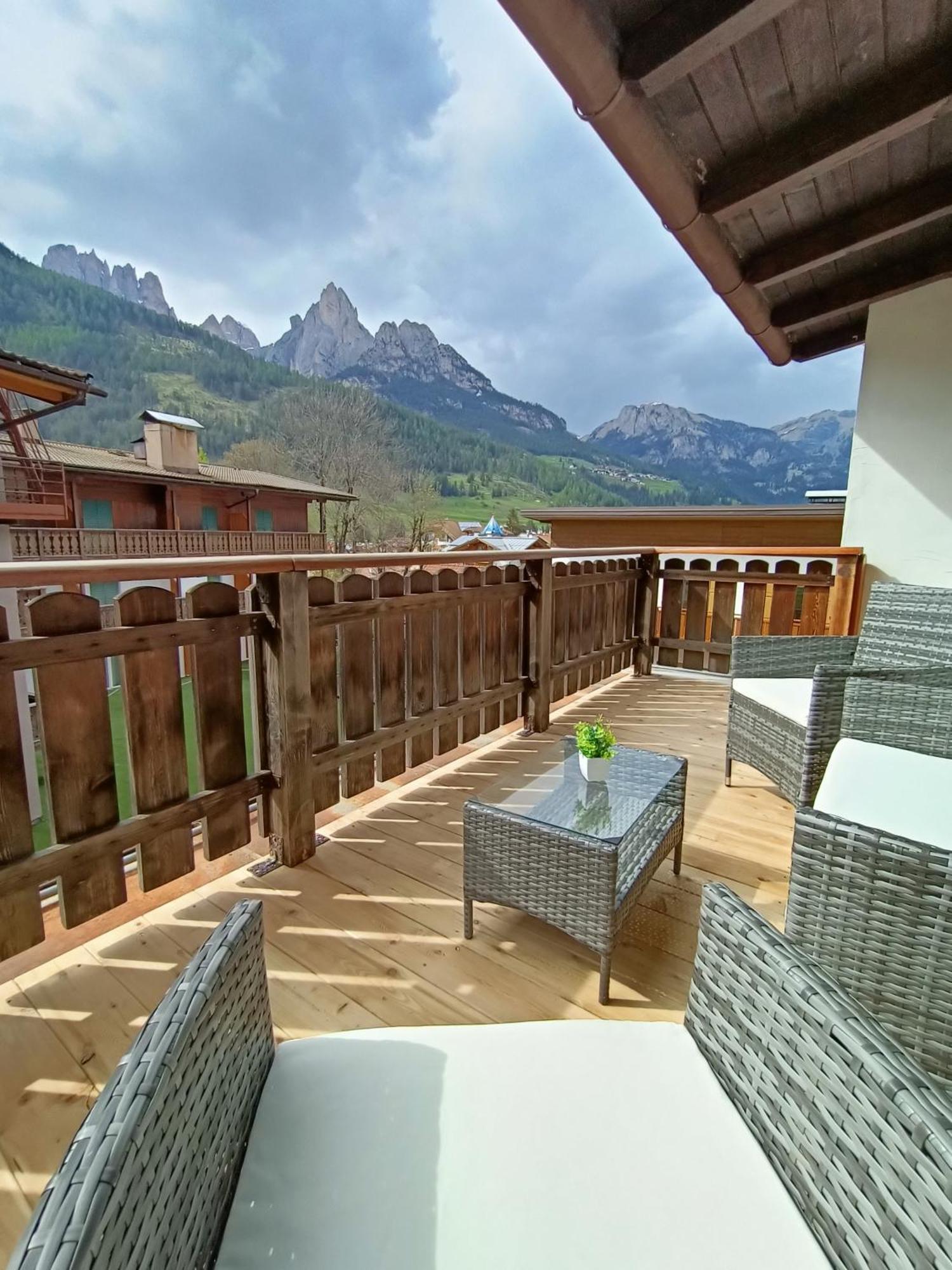 Casa Paola Διαμέρισμα Pozza di Fassa Εξωτερικό φωτογραφία