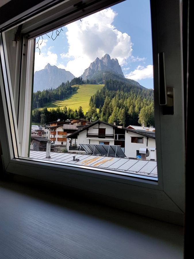 Casa Paola Διαμέρισμα Pozza di Fassa Εξωτερικό φωτογραφία
