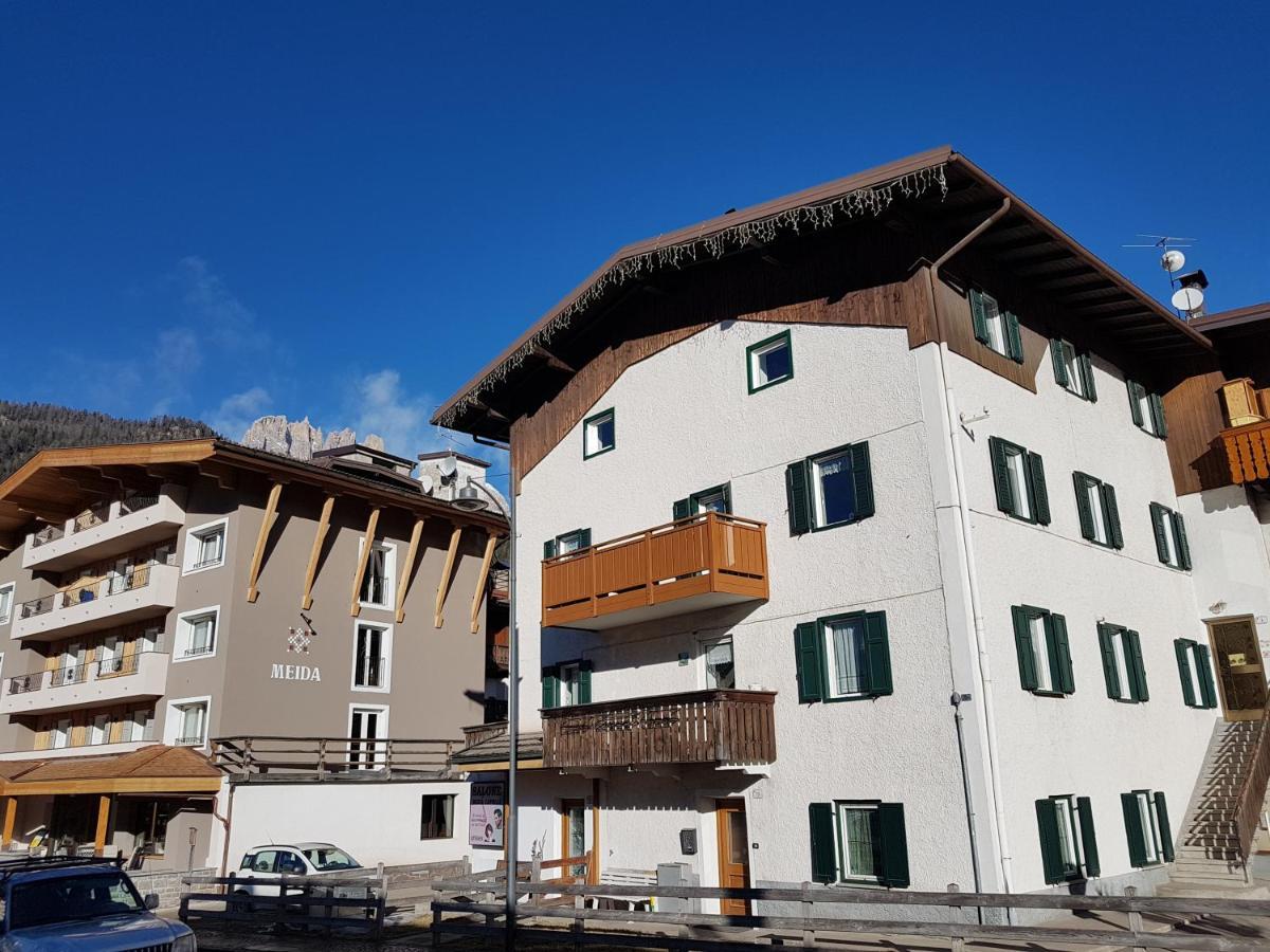 Casa Paola Διαμέρισμα Pozza di Fassa Εξωτερικό φωτογραφία